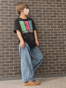「adidas（アディダス）のadidas アディダス VL COURT BOLD レディーススニーカー 厚底 プラットフォーム スエード(VLコートボールド) IH9152 アースストレータ/ワンダークォーツ/ガム（スニーカー、ブラウン系）」を使った、ASBee STAFFさん（レディース・150cm）の夏コーディネート