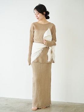 「plage（プラージュ）のLES ATELIERS FRANCAIS DE CONFECTION 別注 SLIT ブラウス（シャツ/ブラウス、ベージュ系）」を使った、Mayuさん（レディース・157cm）の春コーディネート