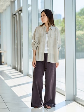 「IENA LA BOUCLE（イエナラブークル）の《追加》IENA LA BOUCLE Cupra mix イージーパンツ（その他パンツ、ブラウン系）」を使った、kuboさん（レディース・165cm）の春コーディネート