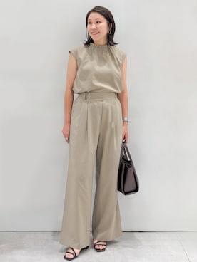 「オフィスカジュアル」｜「アイテム（パンツ）」を使った、yuka.aさん（レディース・159cm）の夏コーディネート