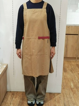 「アイテム（エプロン）」を使った、アカネさん（レディース・158cm）の秋コーディネート