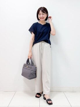 「Dessin（デッサン）の【シリーズ累計8万枚！選べる5サイズ/6色展開/洗える】美光沢カットソー【オンにもオフにもちょうどいい】（Tシャツ/カットソー、ブルー系）」を使った、nakajoさん（レディース・155cm）の夏コーディネート