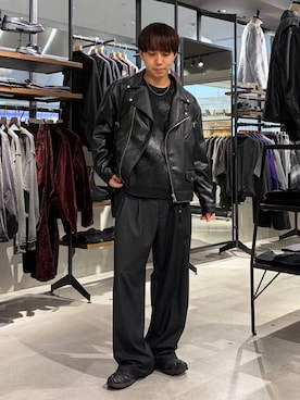 「RAGEBLUE（レイジブルー）のEYELET BELT TR STRAIGHT WIDE SLACKS / アイレットベルト付き/TRワイドスラックス（スラックス、ブラック系）」を使った、omu0324さん（メンズ）の秋コーディネート