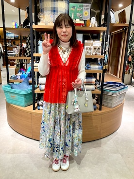 「coca（coca）（コカ）のアイテム（トップス）」を使った、teatea13さん（レディース・164cm）の春コーディネート