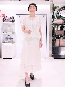 「UNTITLED（アンタイトル）の【セットアップ可/品のある透け感】リーフレースブラウス（シャツ/ブラウス、ホワイト系）」を使った、まちこさん（レディース・169cm）の夏コーディネート