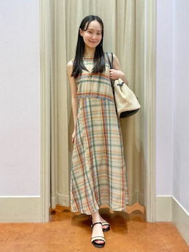 「grove（グローブ）の【洗える・体型カバー】アートチェックワンピース（ワンピース、ベージュ系）」を使った、あい梨さんの春コーディネート