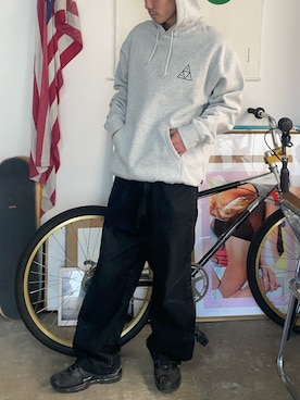 「HUF（ハフ）のアイテム」を使った、koushiroさん（メンズ・176cm）の冬コーディネート