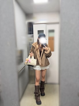 「アイテム（その他アウター、ブラウン系）」を使った、YUIさん（レディース・160cm）の冬コーディネート