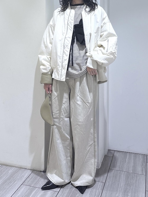 ポインテッドトゥフラットパンプス