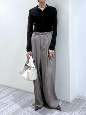 「アイテム（スラックス）」を使った、makiさん（レディース・170cm・30代）の秋コーディネート