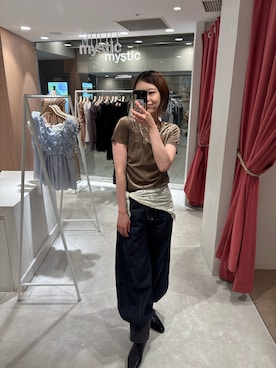 「mystic（ミスティック）の【新色NVY・BRN・BLU2/3サイズ展開】バレルBIGデニム（デニムパンツ）」を使った、hiyori_mugishimaさん（レディース・166cm）の秋コーディネート