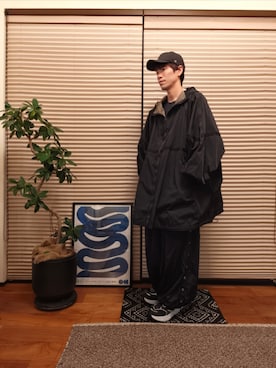 「soumoのアイテム（ジャケット/アウター、ブラック系）」を使った、®️さん（メンズ・184cm）の春コーディネート