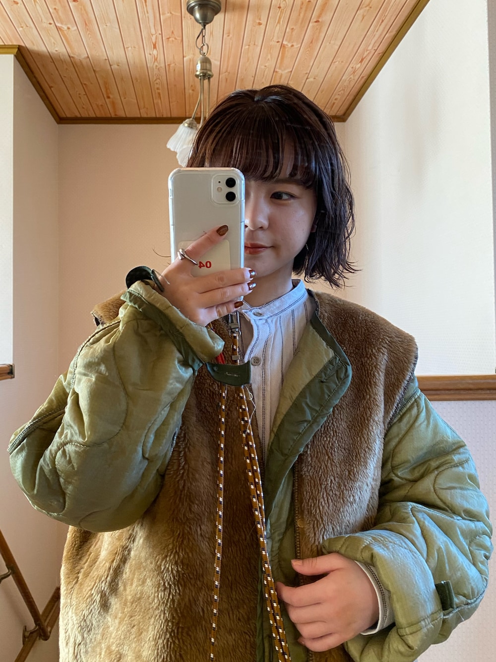 「冬のコーデ、今日のコーデ、カジュアルコーデ、クリスマスコーデ、barbour、バブアー女子、キルティング」｜「studio CLIPのバックポケットシャツワンピース（ワンピース、その他）」を使った、こつさん（骨格ウェーブ・レディース・154cm）の冬コーディネートの1枚目の写真