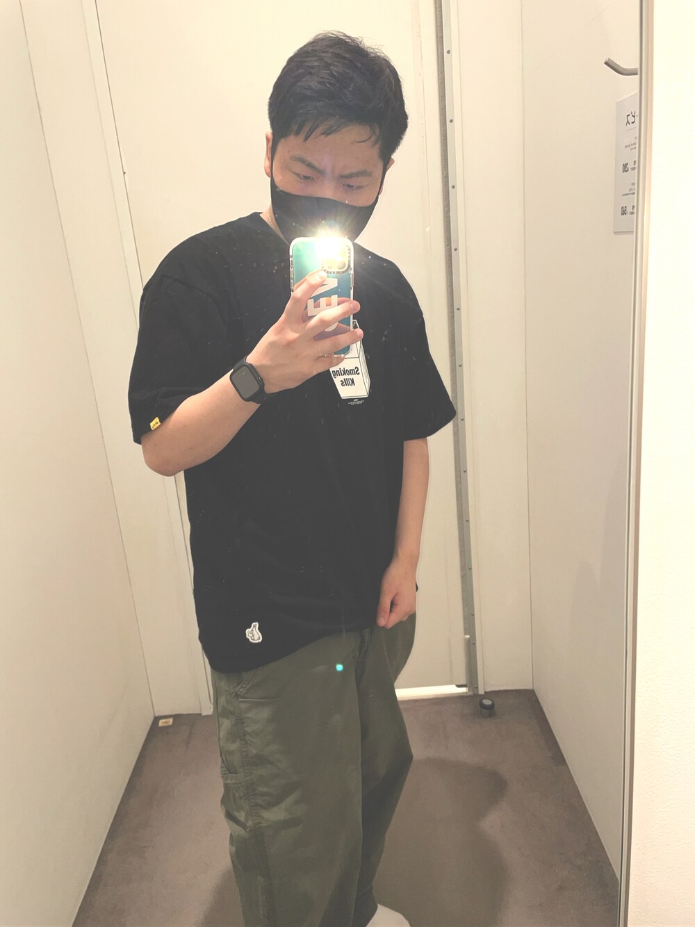 「#WEARBOOKエントリー、#今日のコーデ、WINDANDSEA、お洒落さんとつながりたい、カジュアル、ワイドパンツ、ブラック、UNIQLO、夏、ストリート、三重」｜「UNIQLOのアイテム（カーゴパンツ、グリーン系）」を使った、ぷっちょさん（メンズ・170cm）の秋コーディネートの1枚目の写真