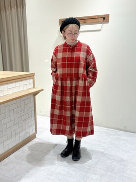 「赤チェック」｜「アイテム（帽子）」を使った、meguさん（レディース・159cm）の冬コーディネート