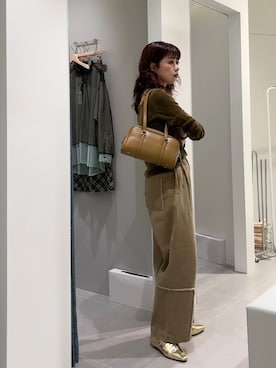 「KBF（ケイビーエフ）のシアーベロアシャーリングスリーブトップス（Tシャツ/カットソー）」を使った、たなりさん（レディース・164cm）の秋コーディネート