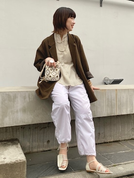 「KBF（ケイビーエフ）のブザムストライプBIGシャツ（シャツ/ブラウス）」を使った、たなりさん（レディース・164cm）の春コーディネート