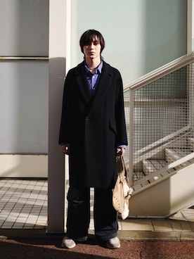 「アイテム（チェスターコート）」を使った、Kazuhiro Hamadaさん（メンズ・175cm）の秋コーディネート