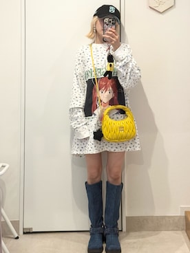 「アイテム（ブーツ）」を使った、高橋愛さん（レディース・154cm）の秋コーディネート