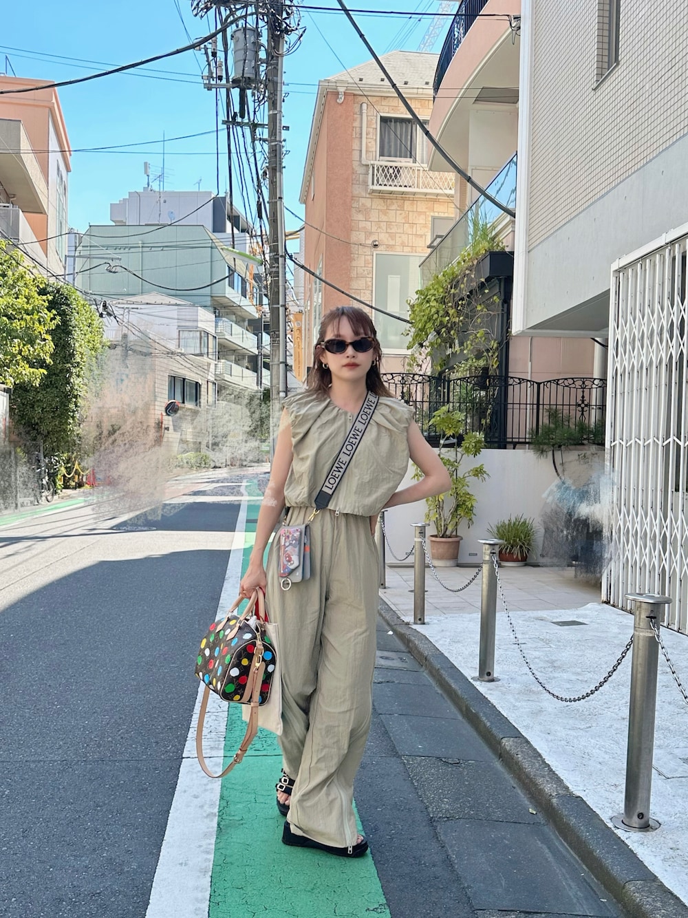 「休日スタイル、おでかけコーデ、カジュアル、シンプルスタイル、セットアップ、ZARA、高橋愛、厚底サンダル、スポサン、154cm、SHAKA、B:MING by BEAMS」｜「ZARAのアイテム（トップス、グリーン系）」を使った、高橋愛さん（レディース・154cm）の夏コーディネートの1枚目の写真