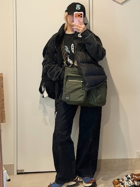 「アイテム（ダウンベスト）」を使った、高橋愛さん（レディース・154cm）の秋コーディネート