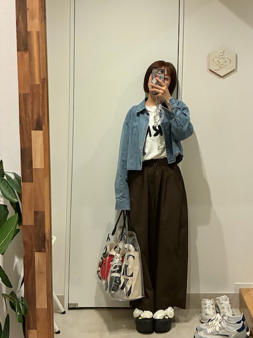 「LEPSIM(レプシィム)のイージーコクーンワイドパンツ 499926(その他パンツ)」を使った、高橋愛さん(レディース・154cm)の夏コーディネート