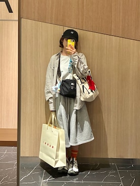 「BEAMS（ビームス）のアイテム」を使った、高橋愛さん（レディース・154cm）の夏コーディネート