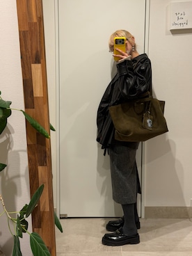 「A.P.C.（アーペーセー）のアイテム」を使った、高橋愛さん（レディース・154cm）の冬コーディネート