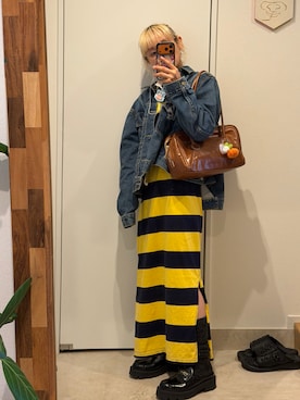 「アイテム（デニムジャケット）」を使った、高橋愛さん（レディース・154cm）の秋コーディネート