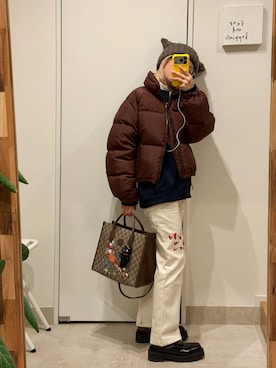 「GUCCI（グッチ）のアイテム」を使った、高橋愛さん（レディース・154cm）の冬コーディネート