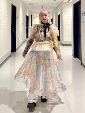 「アイテム（ヘアアクセサリー）」を使った、高橋愛さん（レディース・154cm）の夏コーディネート