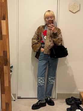 「Christian Dior（クリスチャンディオール）のアイテム」を使った、高橋愛さん（レディース・154cm）の秋コーディネート