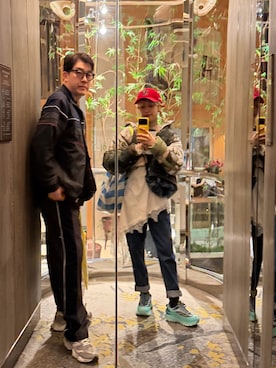 「MONCLER（モンクレール）のアイテム」を使った、高橋愛さん（レディース・154cm）の春コーディネート