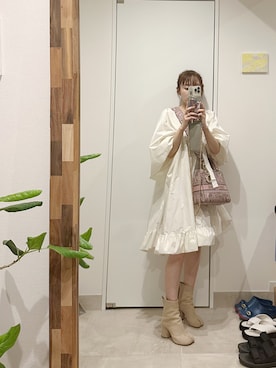 「Patou（パトゥ）のアイテム」を使った、高橋愛さん（レディース・154cm）の夏コーディネート