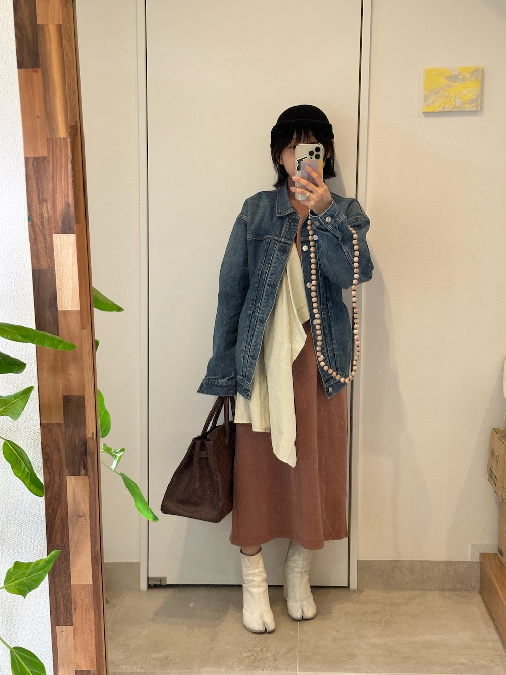 「秋服まるっと大公開、チカキサダ、ChikaKisada、高橋愛、154cm、vintage、デニム、デニムジャケット、tabi、Maison Margiela、UNIQLO C」｜「チカキサダのアイテム（デニムジャケット、ブルー系）」を使った、高橋愛さん（レディース・154cm）の秋コーディネートの1枚目の写真