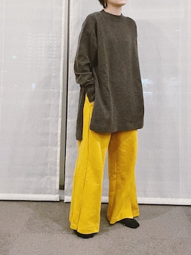 「高橋愛」｜「アイテム（スウェットパンツ）」を使った、高橋愛さん（レディース・154cm）の秋コーディネート