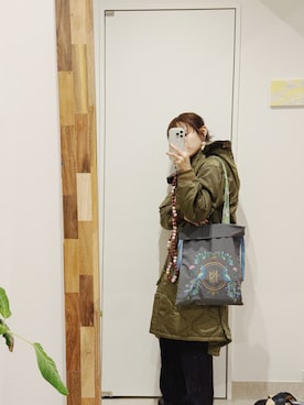 「高橋愛」｜「アイテム（その他アウター）」を使った、高橋愛さん（レディース・154cm）の秋コーディネート