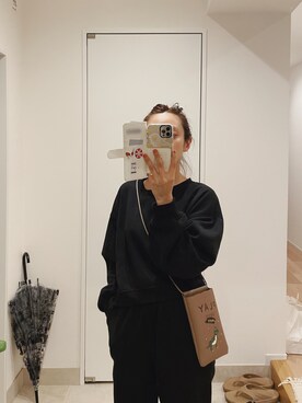 「高橋愛」｜「アイテム（スウェットパンツ）」を使った、高橋愛さん（レディース・154cm）の夏コーディネート