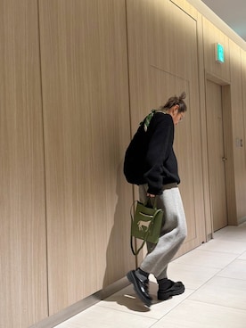 「77circa（ナナナナサーカ）のアイテム」を使った、高橋愛さん（レディース・154cm）の冬コーディネート