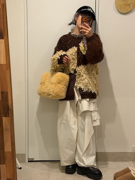 「TAAKK（ターク）のアイテム」を使った、高橋愛さん（レディース・154cm）の冬コーディネート