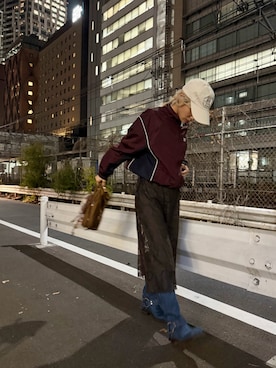 「アイテム（ジャージ）」を使った、高橋愛さん（レディース・154cm）の冬コーディネート