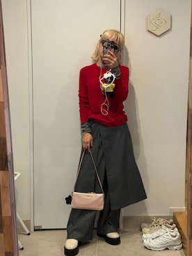 「アイテム（ファッション雑貨）」を使った、高橋愛さん（レディース・154cm）の秋コーディネート