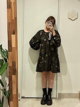 「フリークスストア」｜高橋愛さん（レディース・154cm）の夏コーディネート