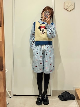 「Christian Dior（クリスチャンディオール）のアイテム」を使った、高橋愛さん（レディース・154cm）の秋コーディネート
