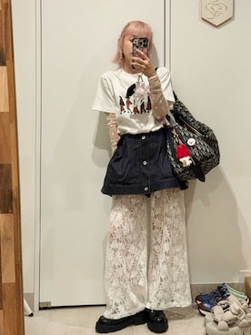 「sacai」｜「アイテム（パンツ）」を使った、高橋愛さん（レディース・154cm）の夏コーディネート