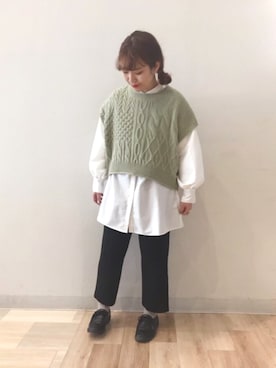 「Samansa Mos2 blue（サマンサモスモスブルー）のアイテム（ベスト）」を使った、miyuさん（レディース・163cm）の冬コーディネート