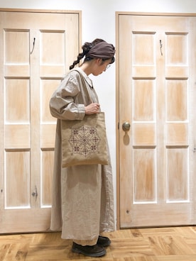 「Samansa Mos2（サマンサ モスモス）のチロリアンシューズ（その他シューズ、ブラウン系）」を使った、mizukiさん（レディース・155cm）の秋コーディネート