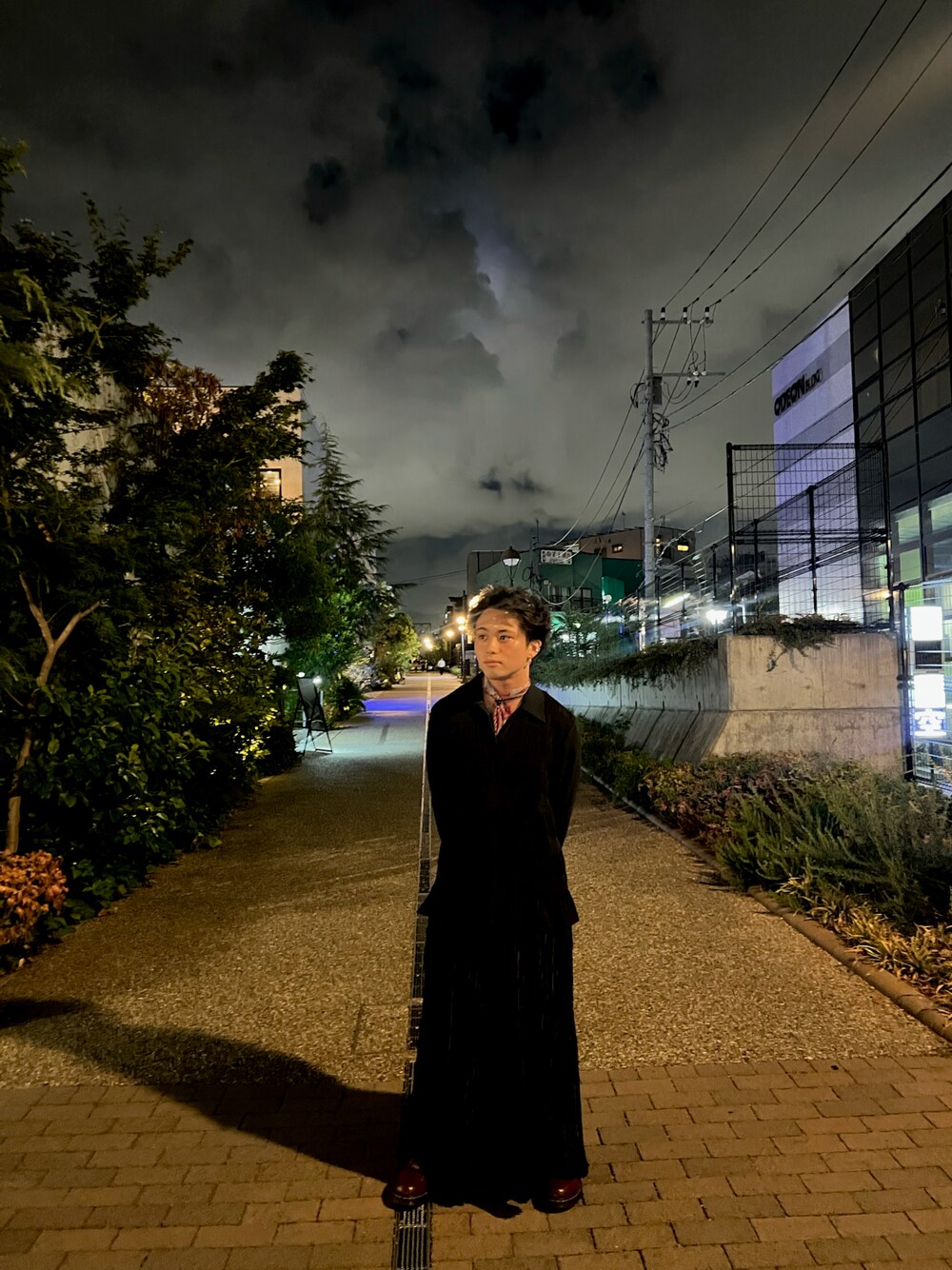 「お洒落さんとつながりたい、大人カジュアル、メンズファッション、古着MIX、古着コーデ、古着、ドレッシー、ドレッシースタイル、今日のコーデ、低身長コーデ、秋服準備はじめました、低身長、黒、古着好きな人と繋がりたい、ootd」｜「Dr. Martensのアイテム（ローファー、レッド系）」を使った、そーまさん（メンズ・159cm）の夏コーディネートの1枚目の写真
