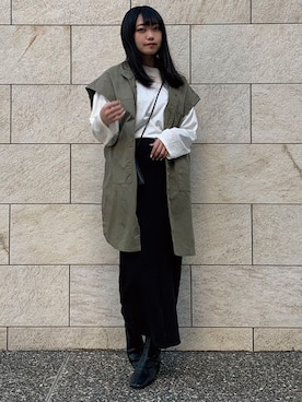 「CORNERS（コーナーズ）のYOGAプリントロンT（Tシャツ/カットソー）」を使った、ななさん（レディース・163cm）の冬コーディネート