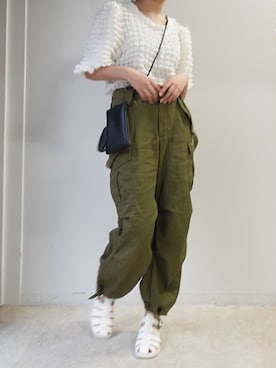 「CORNERS（コーナーズ）のサスペンダー付きカーゴパンツ（カーゴパンツ）」を使った、ななさん（レディース・163cm）の夏コーディネート